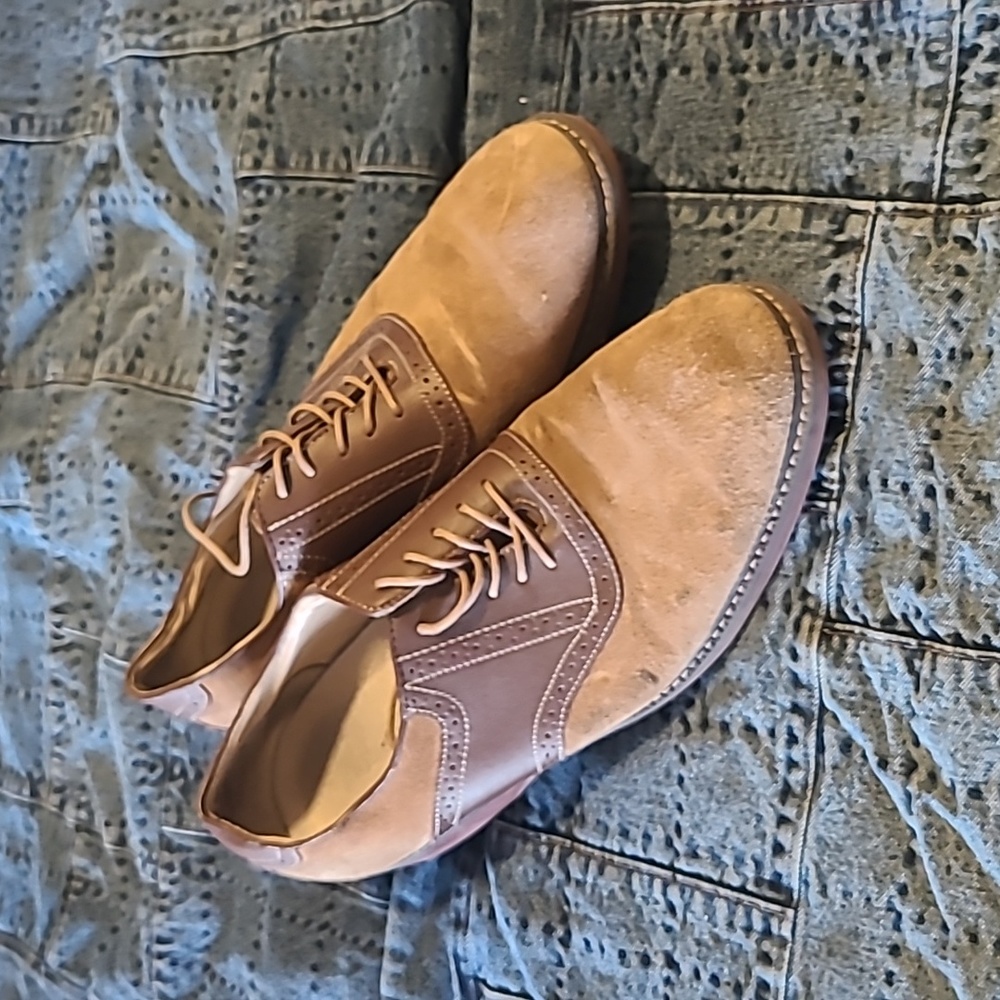 GH bass & Company suede Oxfords